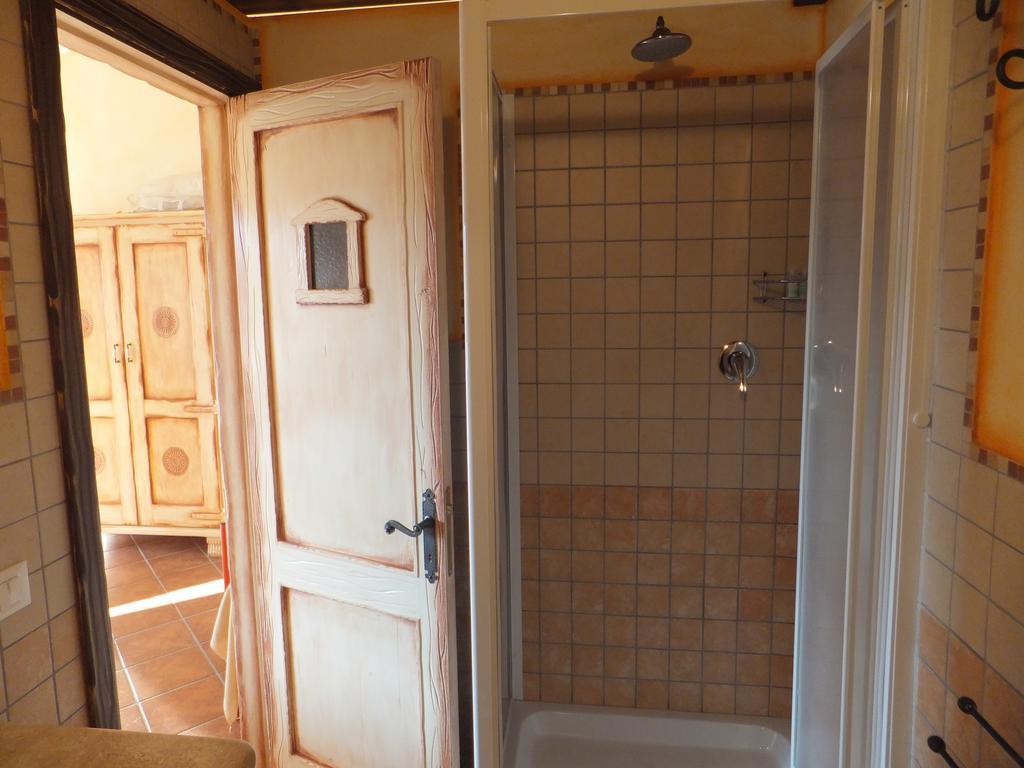 Grazia Deledda Bed and Breakfast Galtellì Εξωτερικό φωτογραφία